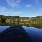Haus Mit Garten Familie Pabst בית נופש *