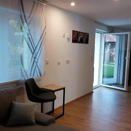 Haus Mit Garten Familie Pabst Maria Lankowitz