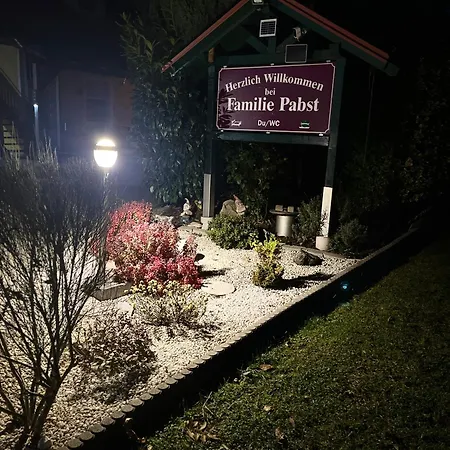 Haus Mit Garten Familie Pabst *