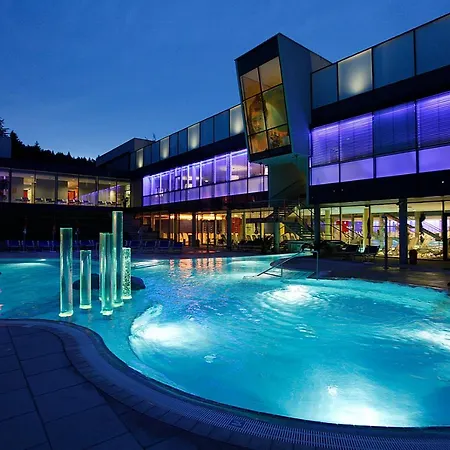 Haus Mit Garten Familie Pabst *