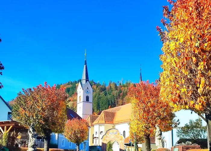 Haus Mit Garten Familie Pabst 別荘 Maria Lankowitz