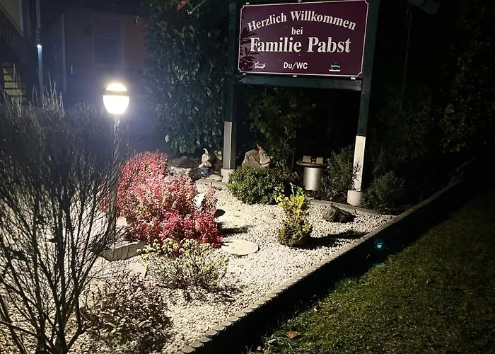 Haus Mit Garten Familie Pabst *