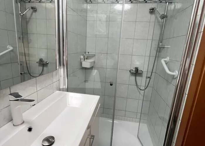 Haus Mit Garten Familie Pabst 別荘 Maria Lankowitz