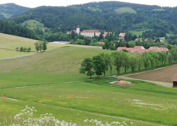 Haus Mit Garten Familie Pabst