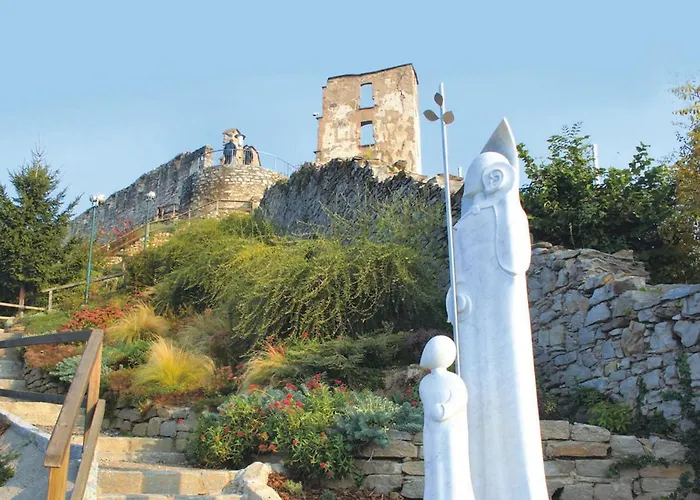 Haus Mit Garten Familie Pabst *
